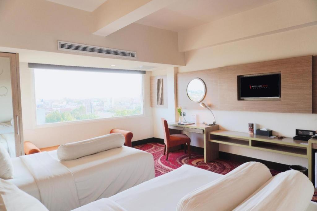Indoluxe Hotel Jogjakarta Melati Exterior foto