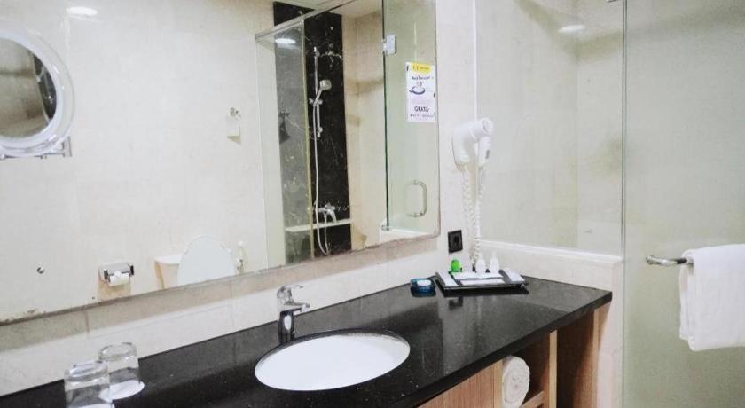 Indoluxe Hotel Jogjakarta Melati Exterior foto