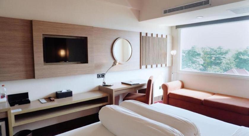 Indoluxe Hotel Jogjakarta Melati Exterior foto